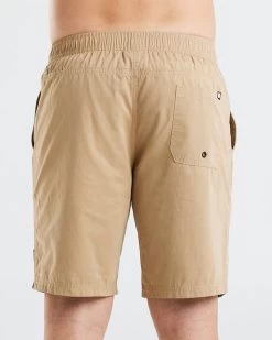 Mens The Mad Hueys Drop The Pick Volley Short 18" - TAN -Fashion Menswear Shop ec6a88735498d316f339d5e8154dc4a7